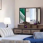 Victorian Elegance At Kingscliffe, Sleeps 17