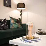 Chic And Spacious Apartments In The Heart Of Salford
