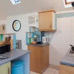 The Blue Duo Room In A 6 Bedroom Victorian Shared House