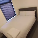 3Br Sleeps 10 Walk To Alex Park