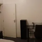 Stylish Home Close To Ethihad!