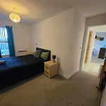 Brilliant 2 Bedroom Apartment