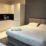 Oyo The Pleasant House
