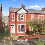 Monton Co-Living - Private Room Self-Cater