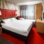 Ibis Manchester Centre 96 Portland Street