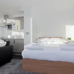 Fantastic Brand New Studio In Central Manchester
