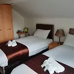 The Fallowfield Lodge