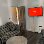 Luxury Home Central Location