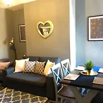 3. Stylish Private Double Room Near Manchester City Centre