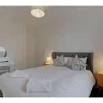 Gorgeous 3 Bed Home Near Manchester Airport