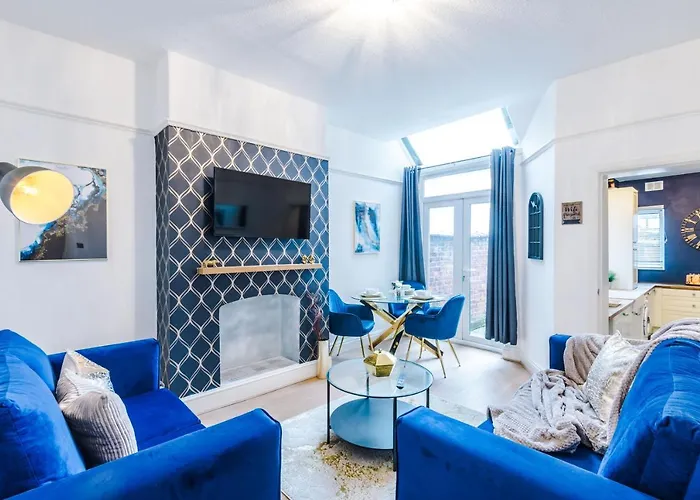 R&R Nr Mediacity 4 Bedrms, 6 Beds, Free Parking