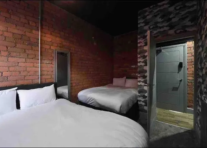 Casa Nomade Penthouse Slps 20 People Mcr Centre