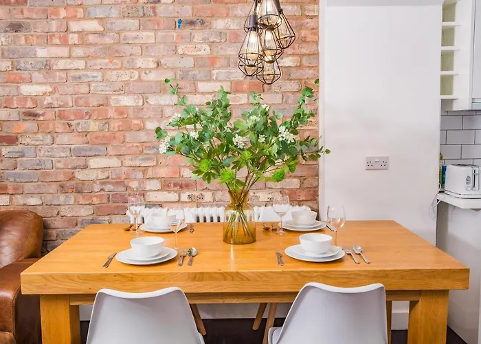 Manchester Apartments By Bevolve - City Centre 2