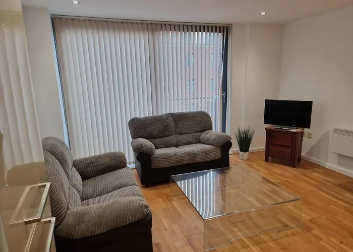 Beautiful 2-Bed Apartment In Manchester Centre