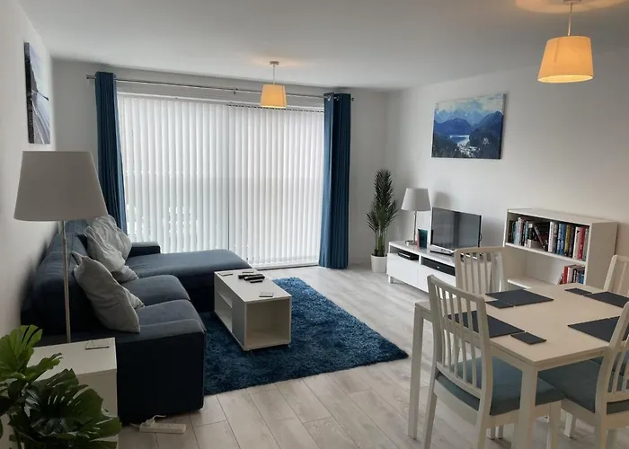 Superior Private One Bedroom Apartment - Sleeps 3