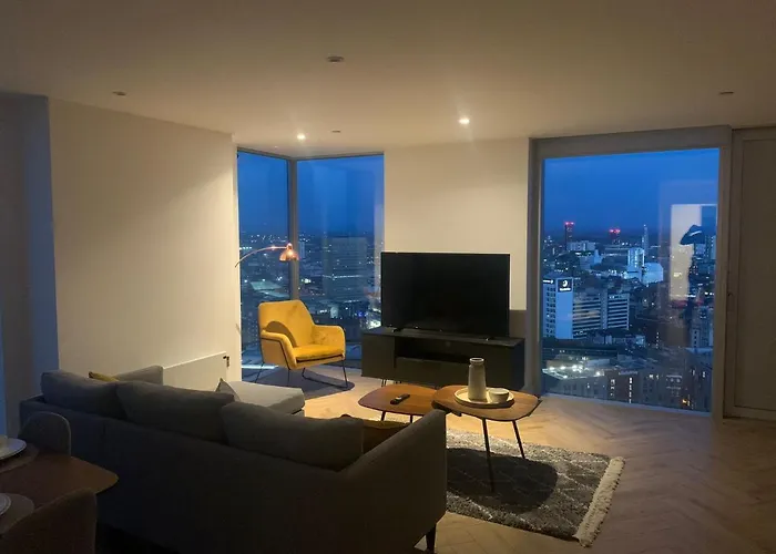 Luxury 2 Bedroom , City View