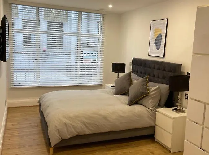 Luxury 2-Bedroom Apartment In The Heart Of Manchester City Centre
