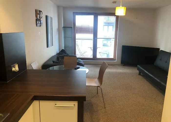 Lovely Serviced Apartment 2Min 2 City Center