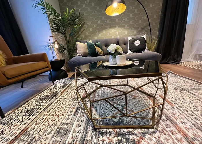 Modern 2 Bedroom Aesthetic Apt
