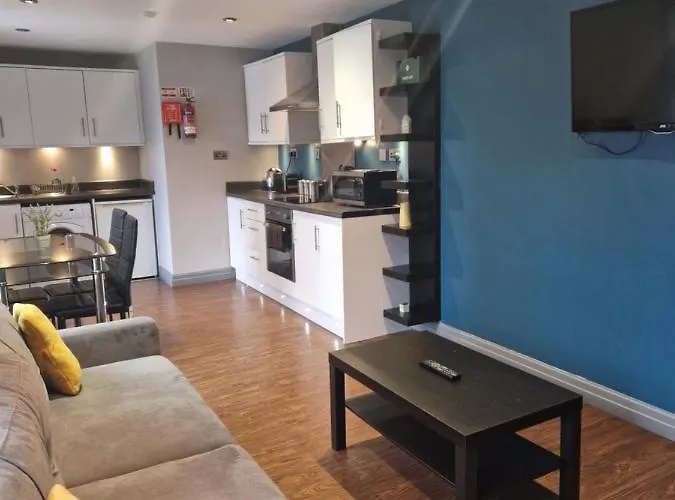Lewis Apartment 3 Well Located Northern Quarter Sleeps Upto 8