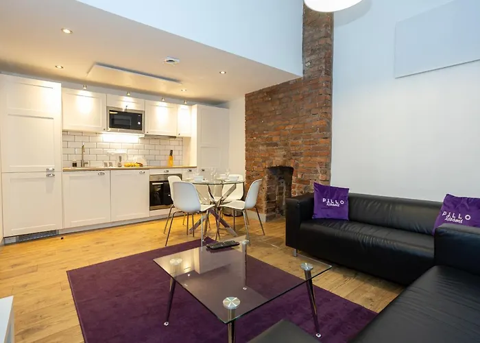 Pillo Rooms Serviced Apartments - Salford