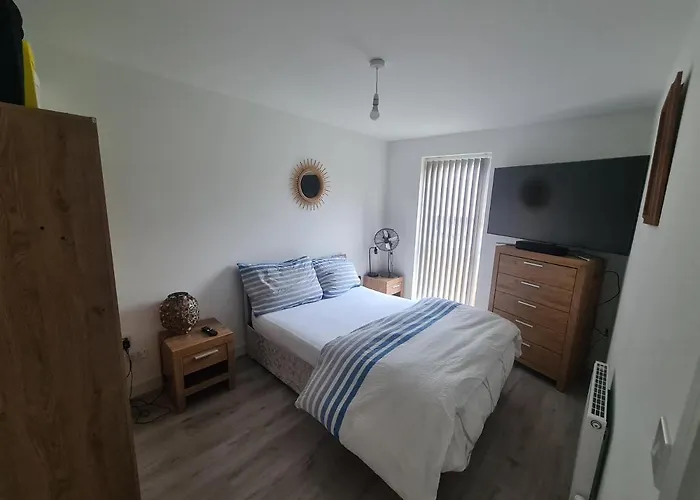 Lovely New Home In Manchester Close To Manchester City Fc
