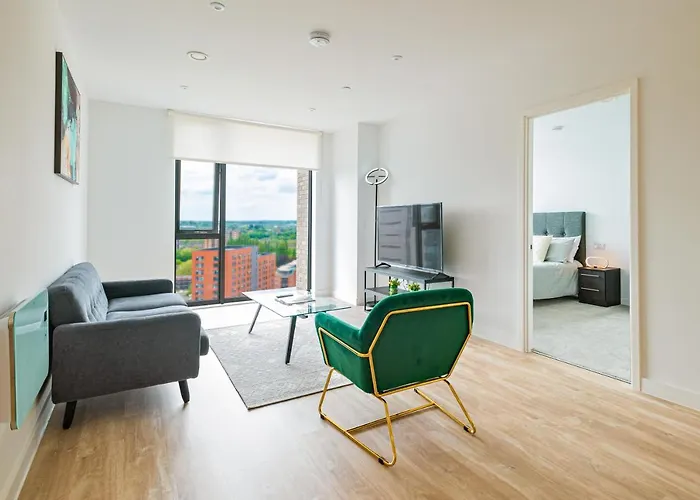 2 Bedroom Luxurious Apartment In The Manchester City.