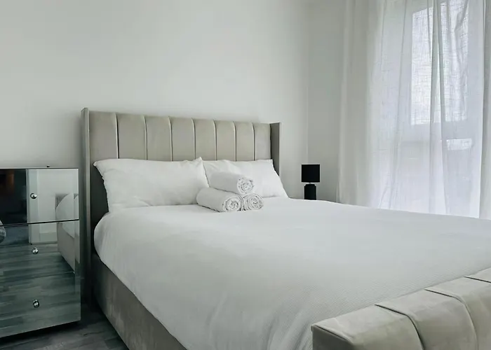 Stylish New Built Double Bed