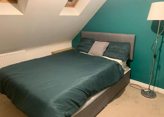 Comfy Double Bedroom In Greater Manchester