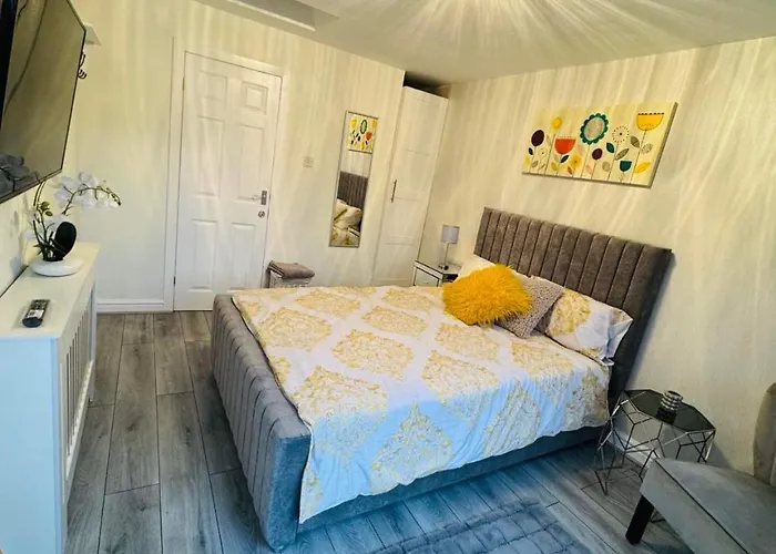 Private Guest House/Annexe