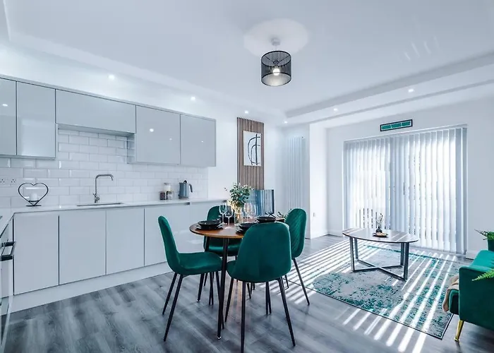 Heart Of Didsbury Luxury 2 Bed Apartment By Hass Haus