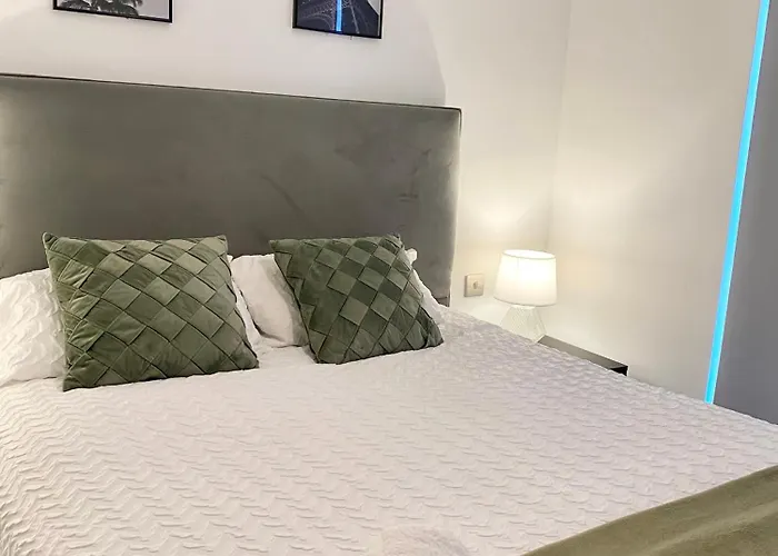 Luxury City Suite Apartment 2 King Size Beds & 2 Bathrooms