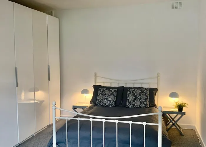 Didsbury Failte Inn Apts - 3 Mins To The Christie\'S - Ground Floor - Free Parking