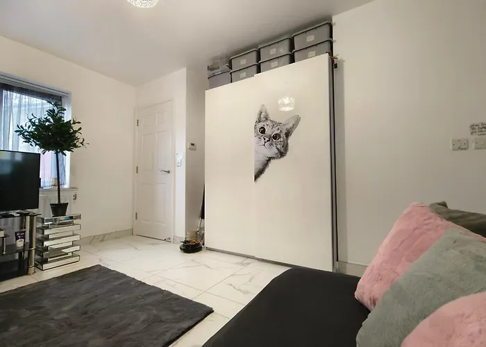Shared House - 10 Mins From Piccadilly Station/Man Uni/O2 Apollo
