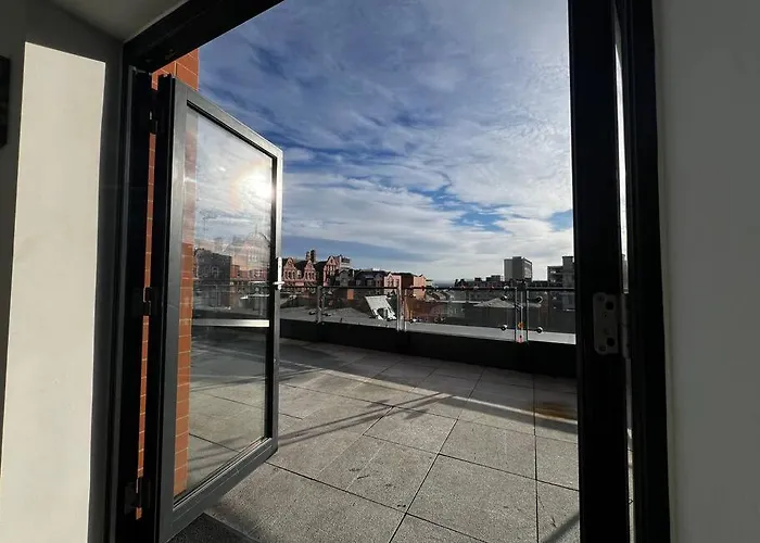 Incredible 2Bedroom Free Parking