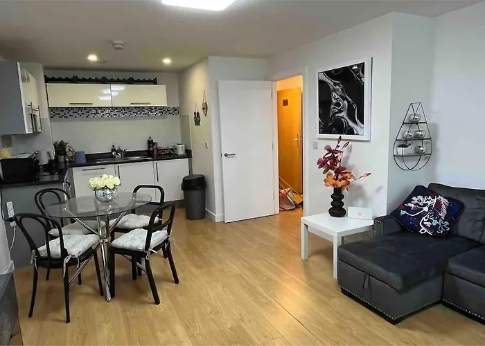 Cosy & Sweet, 1Bd Spacious By Media City