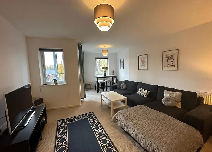 Etihad Fc 2Br Apartment With Water View