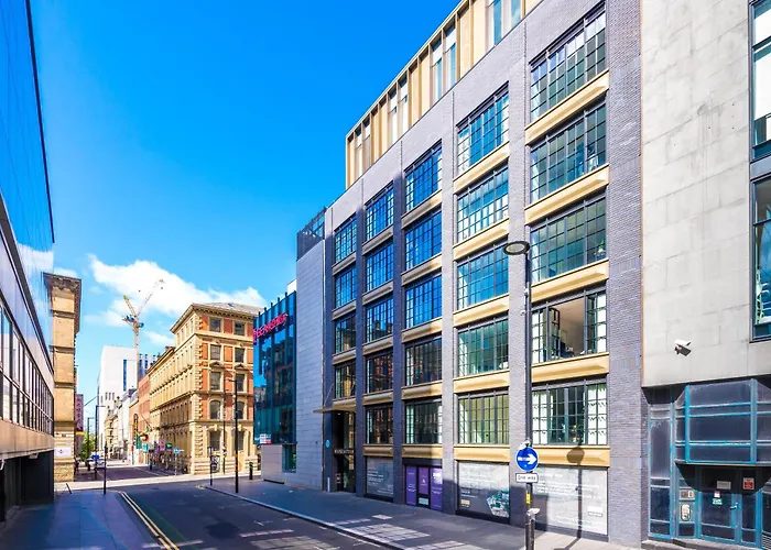 Hilltop Serviced Apartments - Piccadilly