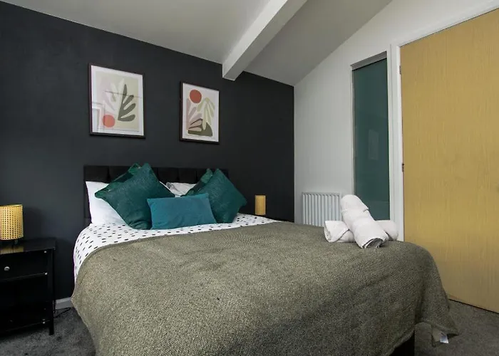 Exquisite Three Bedroom House