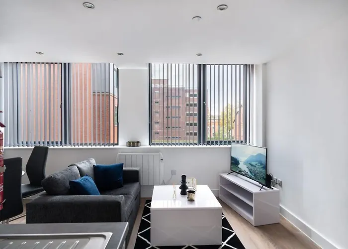 Stay Zeni, Alexandra Rise Manchester Smart Studio
