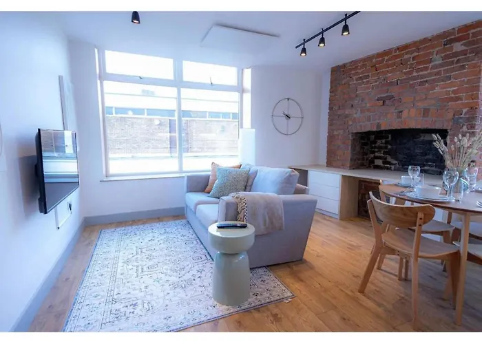 Churchside Apartments In Eccles Near Trafford And Salford
