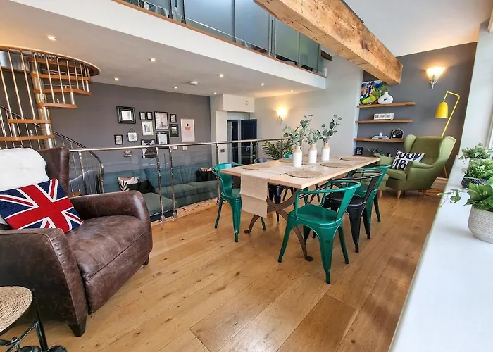 Luxury Piccadilly Duplex Flat By City Superhost