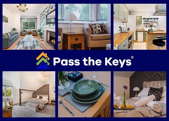 Pass The Keys Old Trafford 4-Bedroom Retreat Near Manchester United & City Centre - Family-Friendly