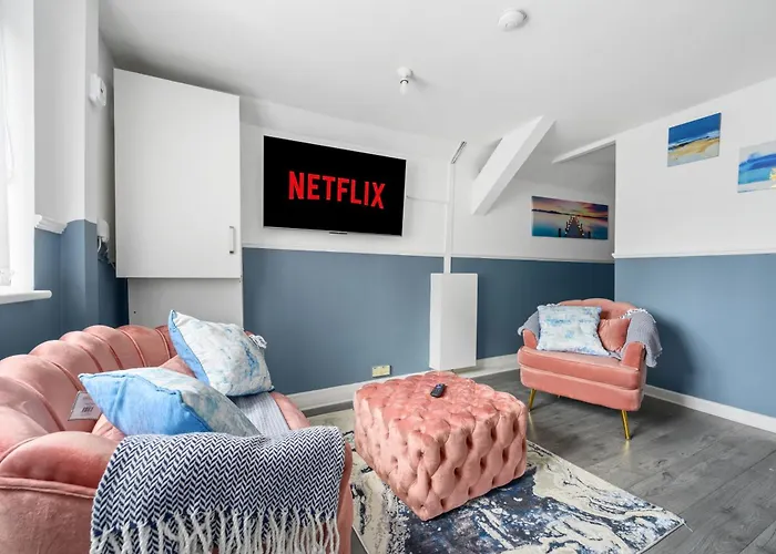 Private Retreat For 3 Near City Centre