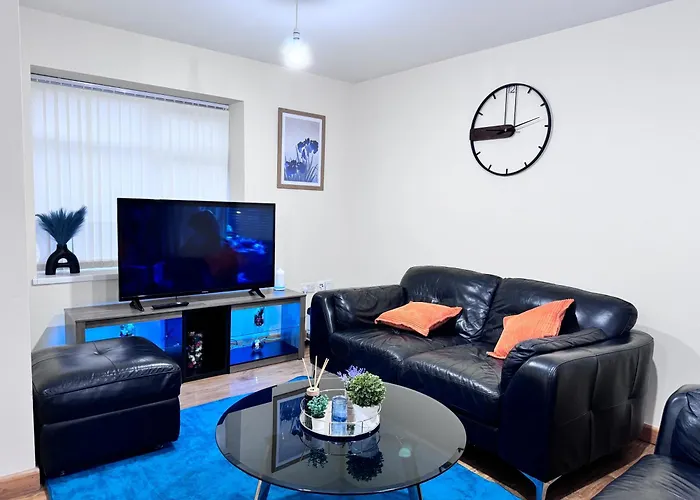 The Rich Living Apartment