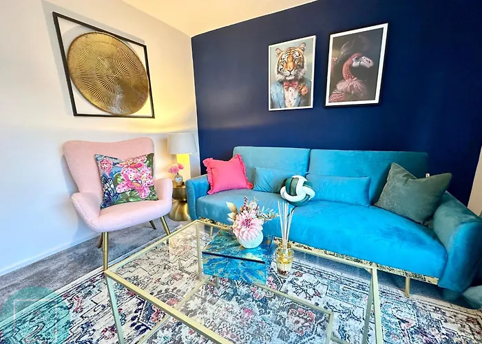 Charming 2Br Swinton House -Close To Manchester City Center