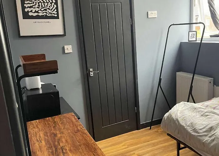 Single Room With Private Bathroom
