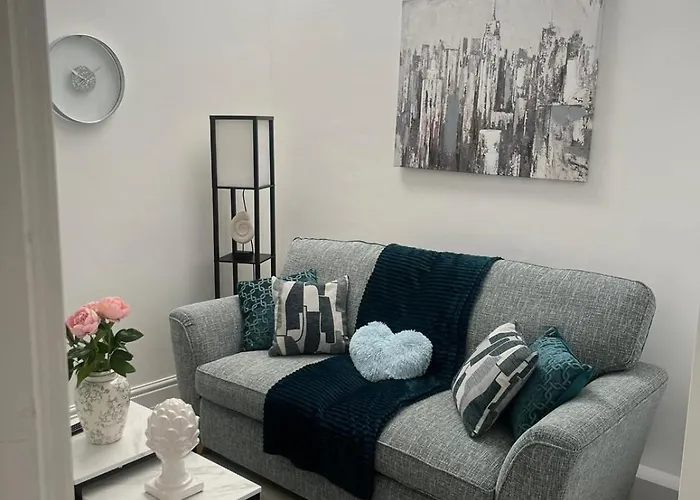 Affordably Elegant Apartments Close To Coop Live, Etihad Stadium And Manchester City Centre
