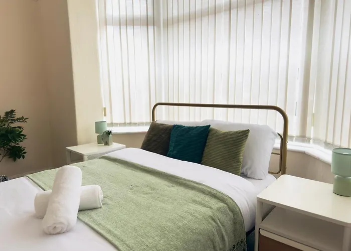 Double Bedroom Near City Center Manchester