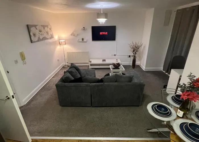 Flat In Greater Manchester